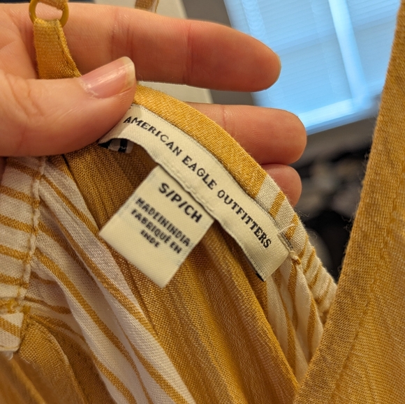 Small Yellow American Eagle top - Picture 3 of 3
